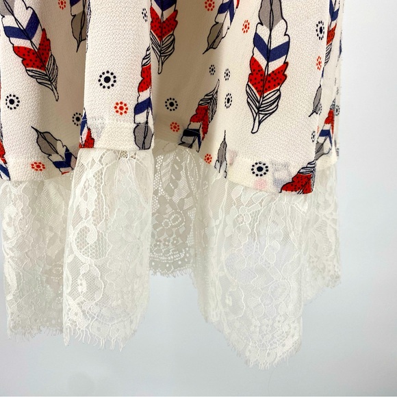 Wanderlust LA tunic, minidress with lace details, size Large - Picture 4 of 8